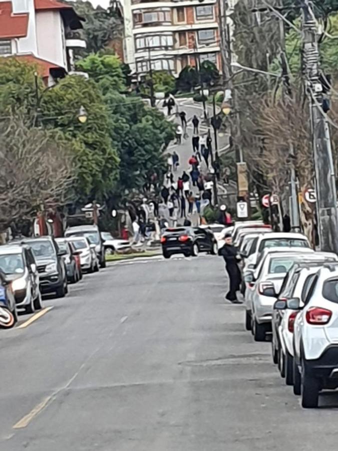 Apartamento A Um Passo Da Rua Torta Com Wifi Грамаду Экстерьер фото